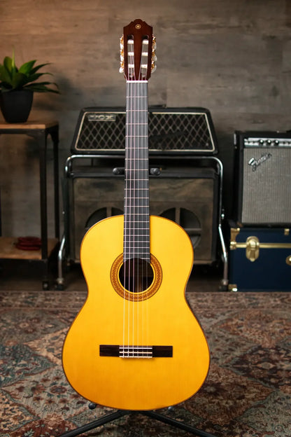 Yamaha CG182S Nylon Acoustic - Spruce Top (B-Stock)