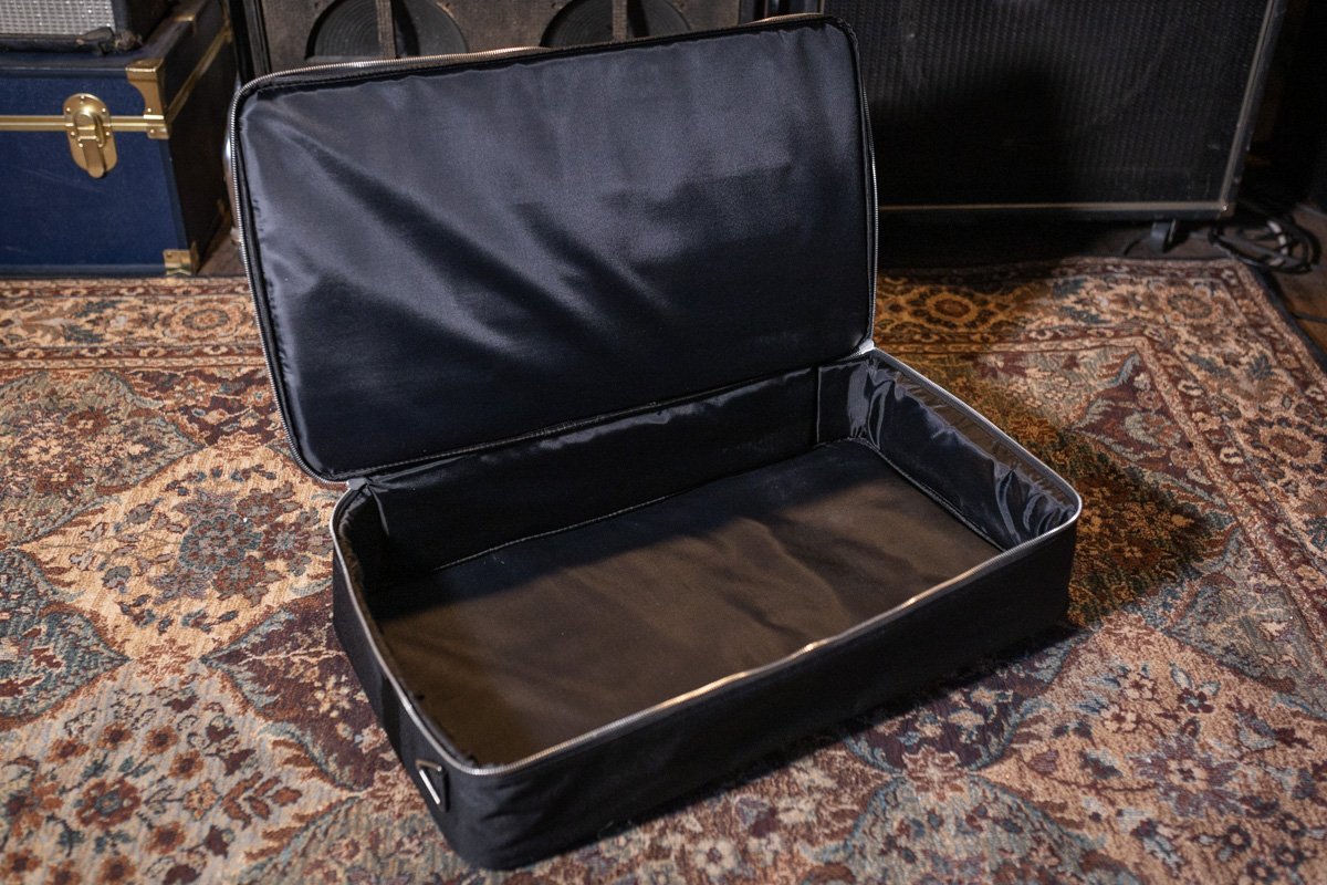 Pedaltrain Classic 2 Pedalboard with Soft Case