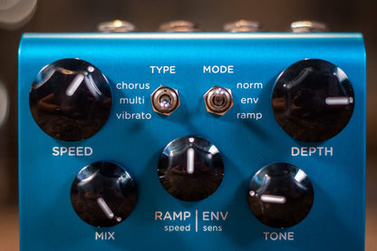 Strymon Ola dBucket Chorus and Vibrato Pedal
