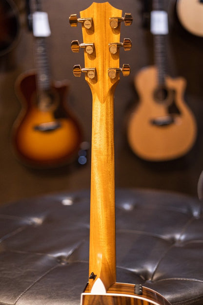 Taylor 214ce -SB DLX Acoustic/Electric Guitar with Deluxe Hardshell Case - Used Floor Model