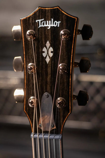 Taylor Custom Shop Grand Auditorium Bearclaw Spruce/Flame Maple Acoustic/Electric Guitar with Hardshell Case