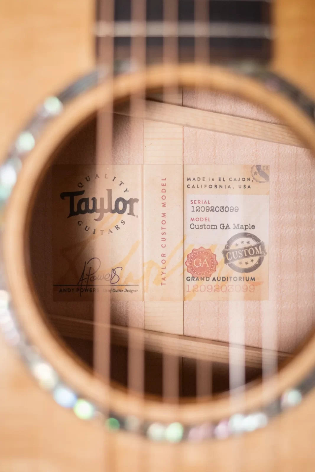 Taylor Custom Shop Grand Auditorium Bearclaw Spruce/Flame Maple Acoustic/Electric Guitar with Hardshell Case