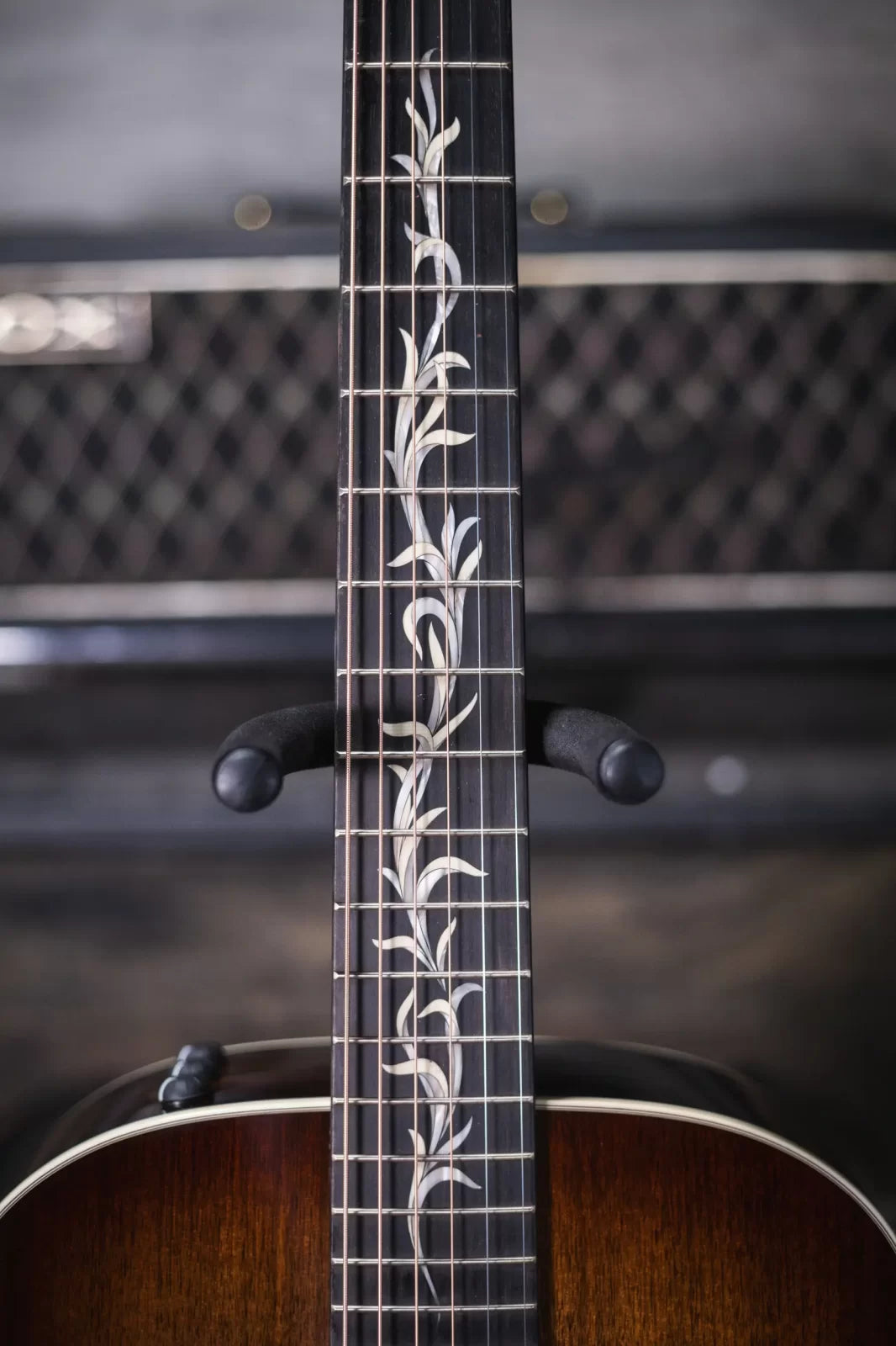 Taylor ‘23 Catch Custom C22e #25 Grand Concert Acoustic/Electric Guitar & Circa 74 Amplifier Combo