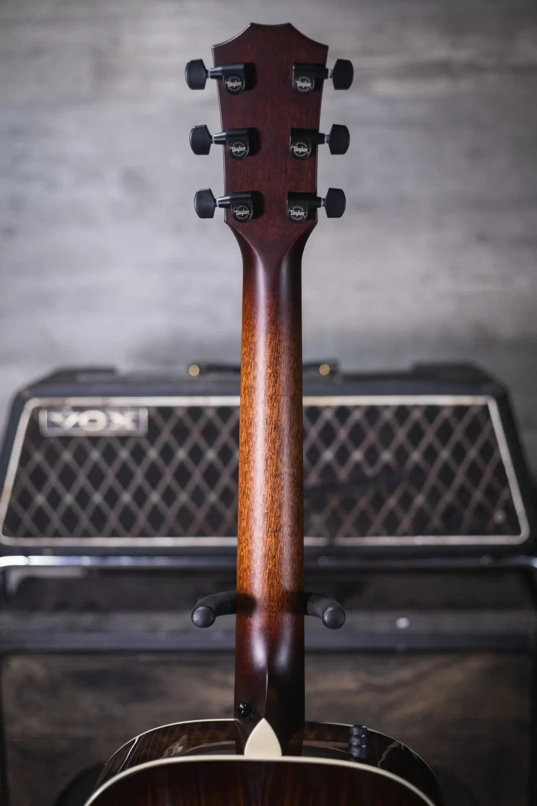 Taylor ‘23 Catch Custom C22e #25 Grand Concert Acoustic/Electric Guitar & Circa 74 Amplifier Combo