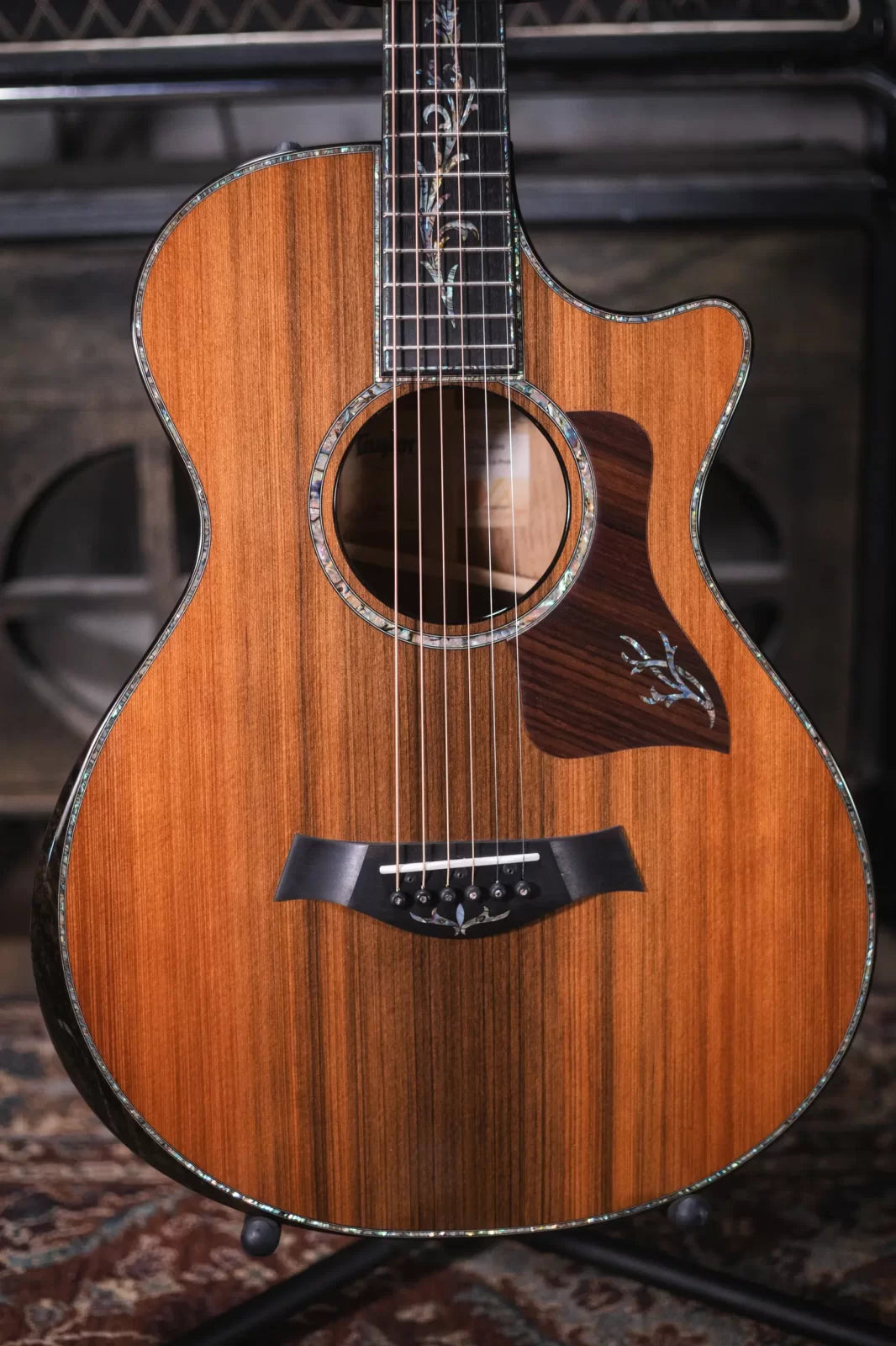 Taylor PS12ce 12-Fret Honduran Rosewood/Sinker Redwood Acoustic Electric Guitar with Deluxe Hardshell Case