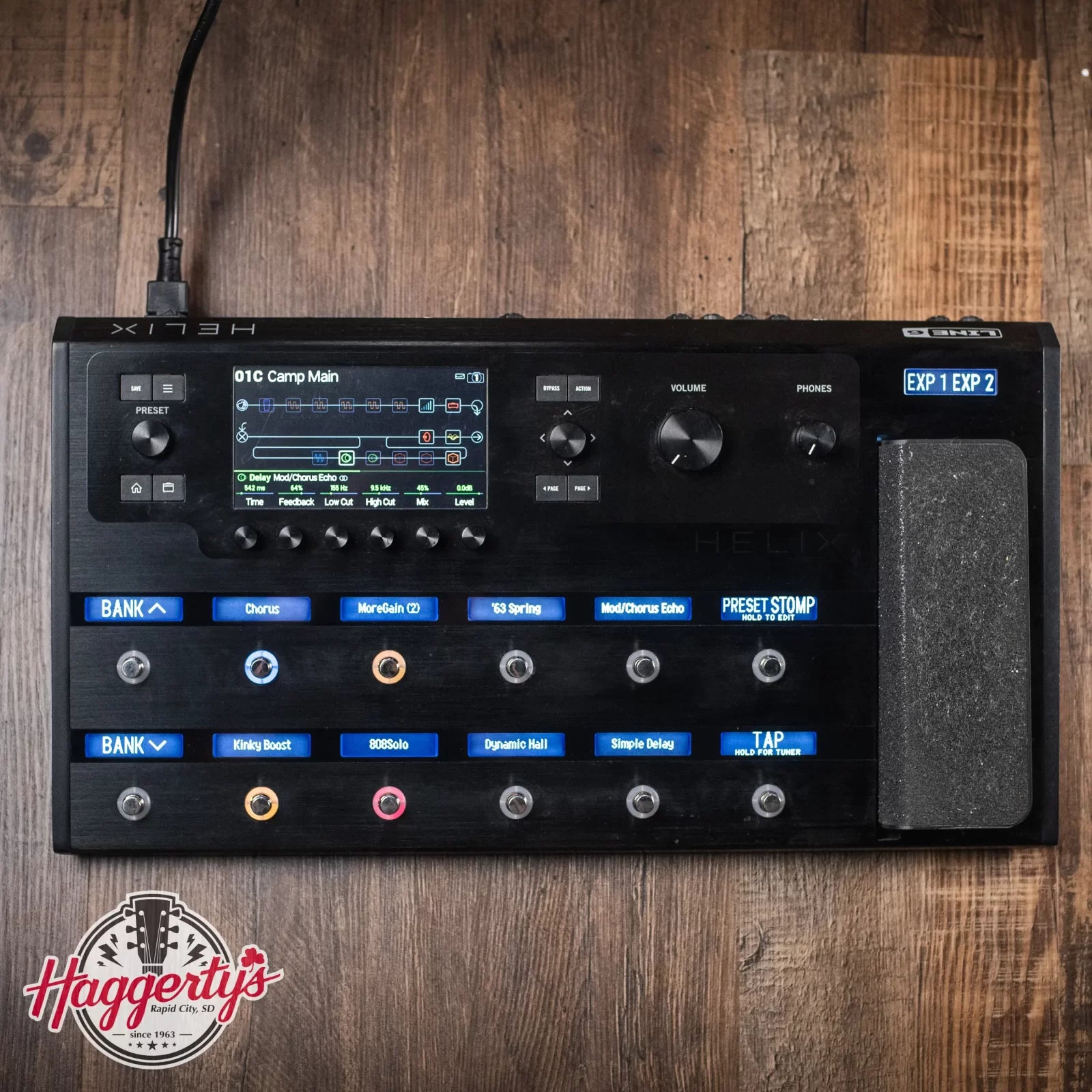 (RTO) Line 6 Helix Floor with Soft Case - Used
