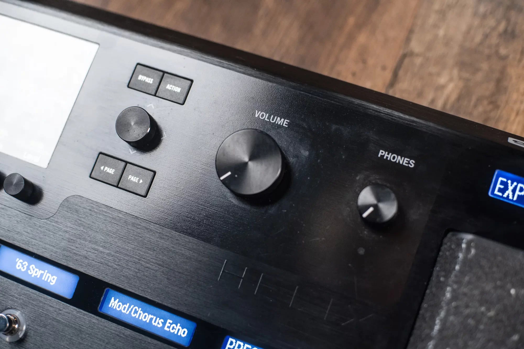 (RTO) Line 6 Helix Floor with Soft Case - Used