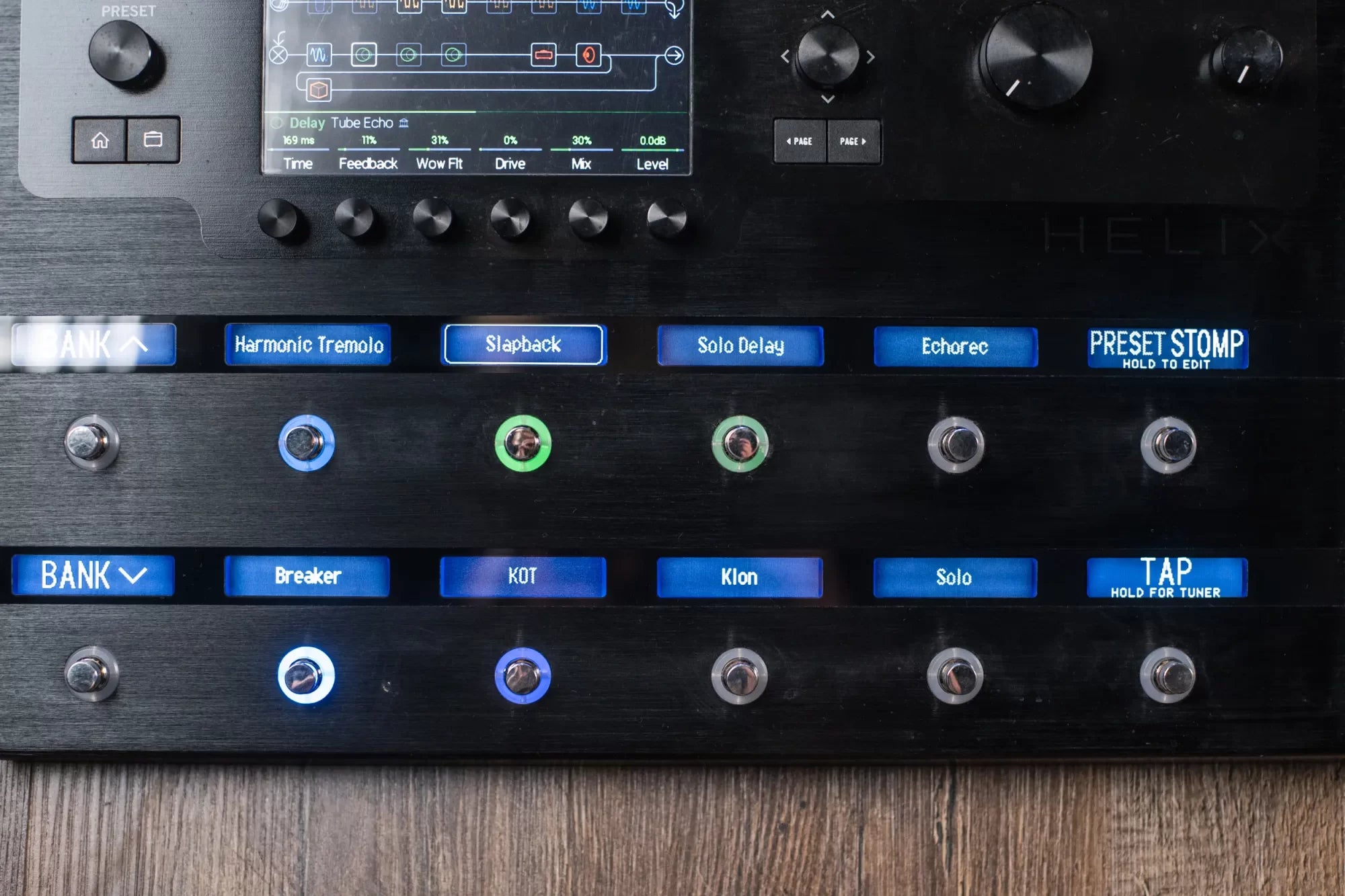 (RTO) Line 6 Helix Floor with Soft Case - Used