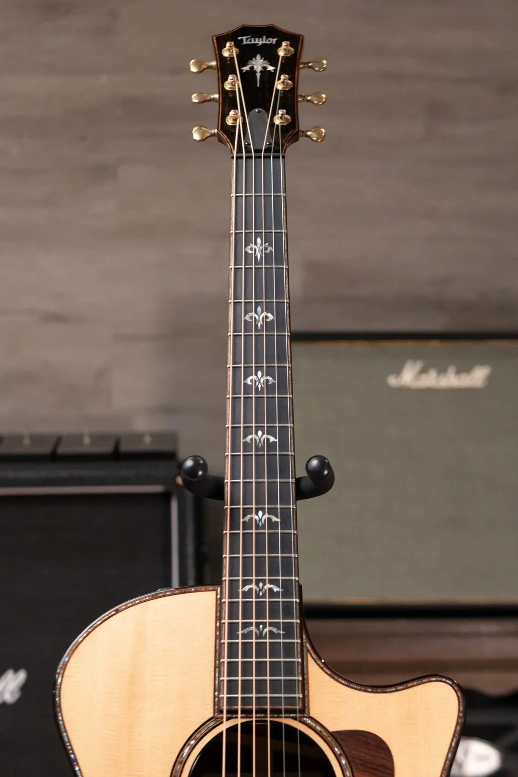 Taylor 914ce V-Class Grand Auditorium with Deluxe Hardshell Case - Used