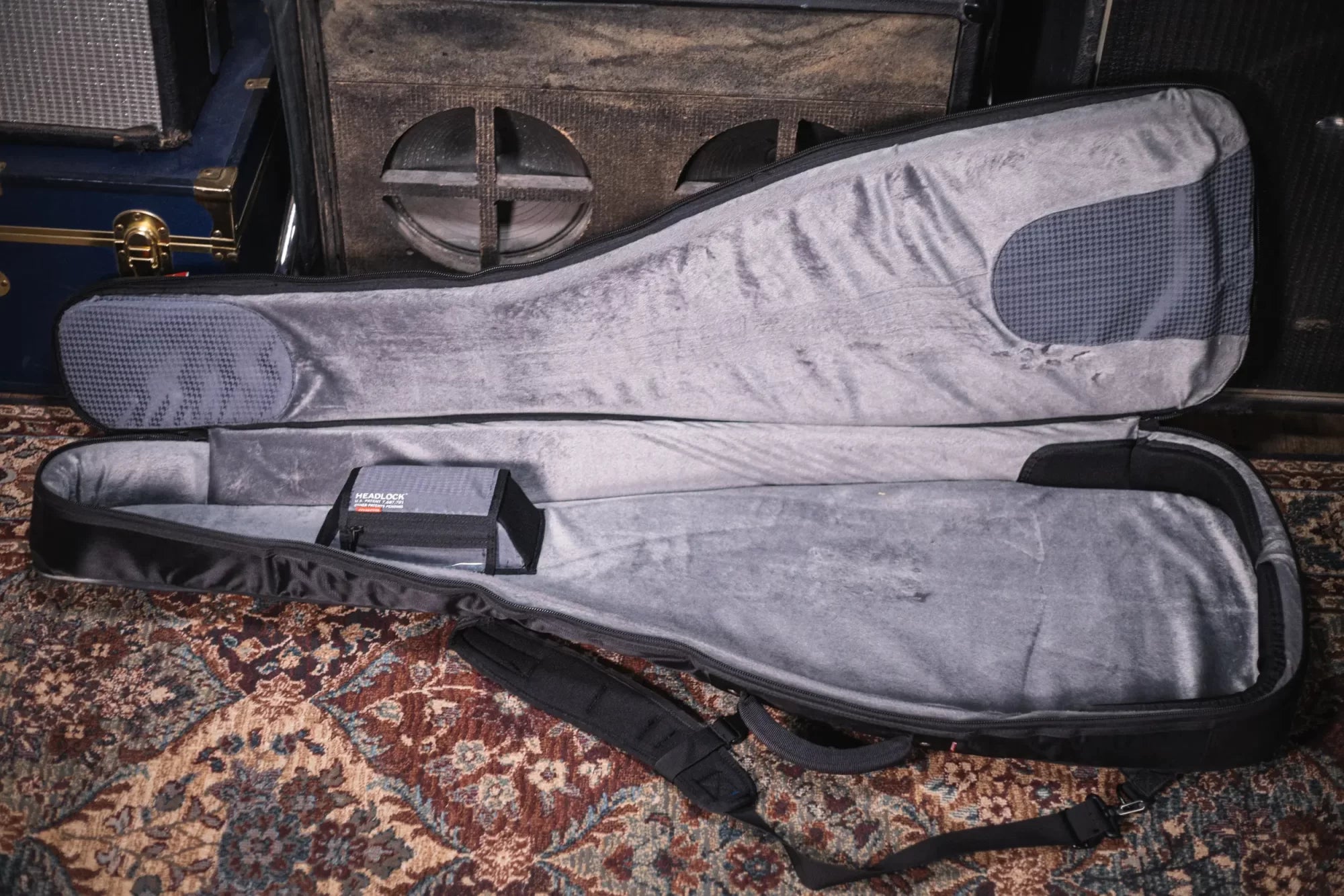 MONO Classic Bass Guitar Case Black