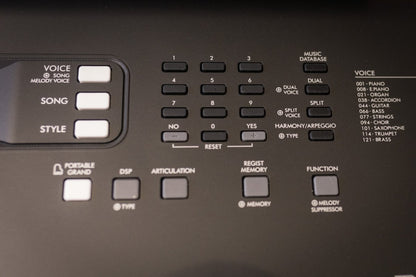 Yamaha PSR-EW310 76-Key Portable Keyboard B-STOCK