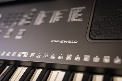 Yamaha PSR-EW310 76-Key Portable Keyboard B-STOCK