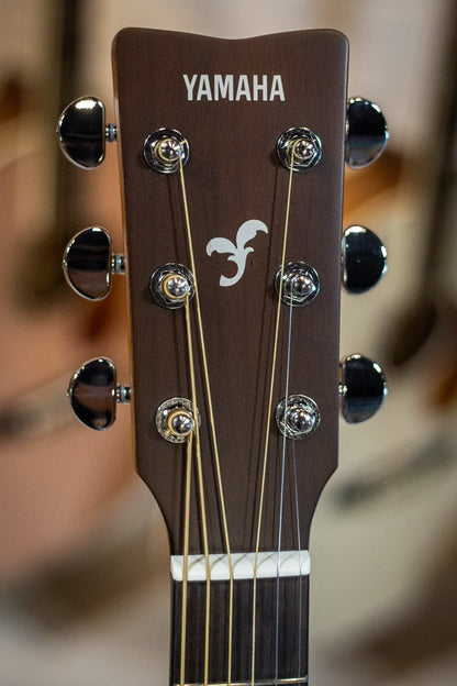 Yamaha FGX800C Dreadnought Acoustic-Electric Guitar