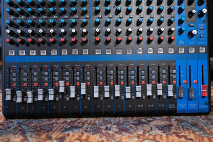 Yamaha MG20XU 20-Channel Mixer with Effects